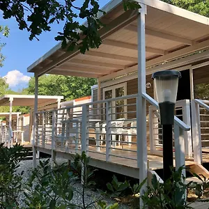 https://camping-village-mugello-verde.it-tuscanyhotel.com
