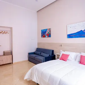 https://leone-suites-toledo.hotels-amalfi.com